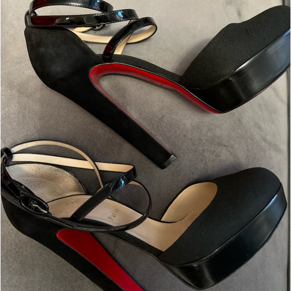 Christian Louboutin Platform Black
